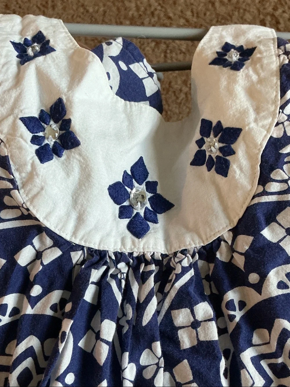 Gymboree Navy and White Printed Top EUC